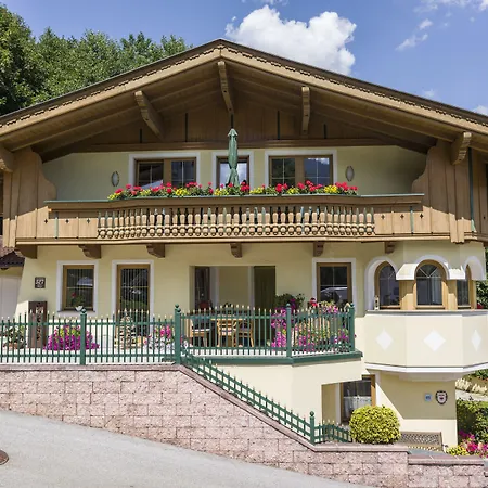 Kugl Apartman *